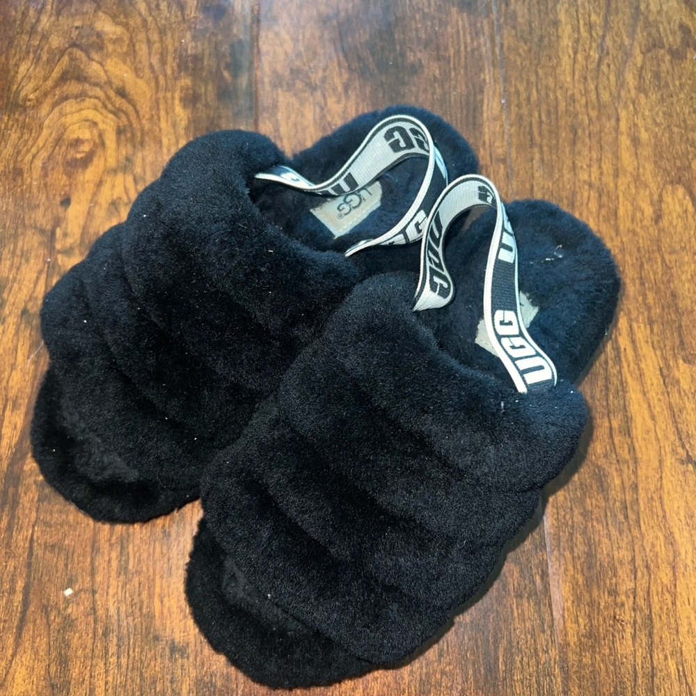UGG Black Fluffy Slides